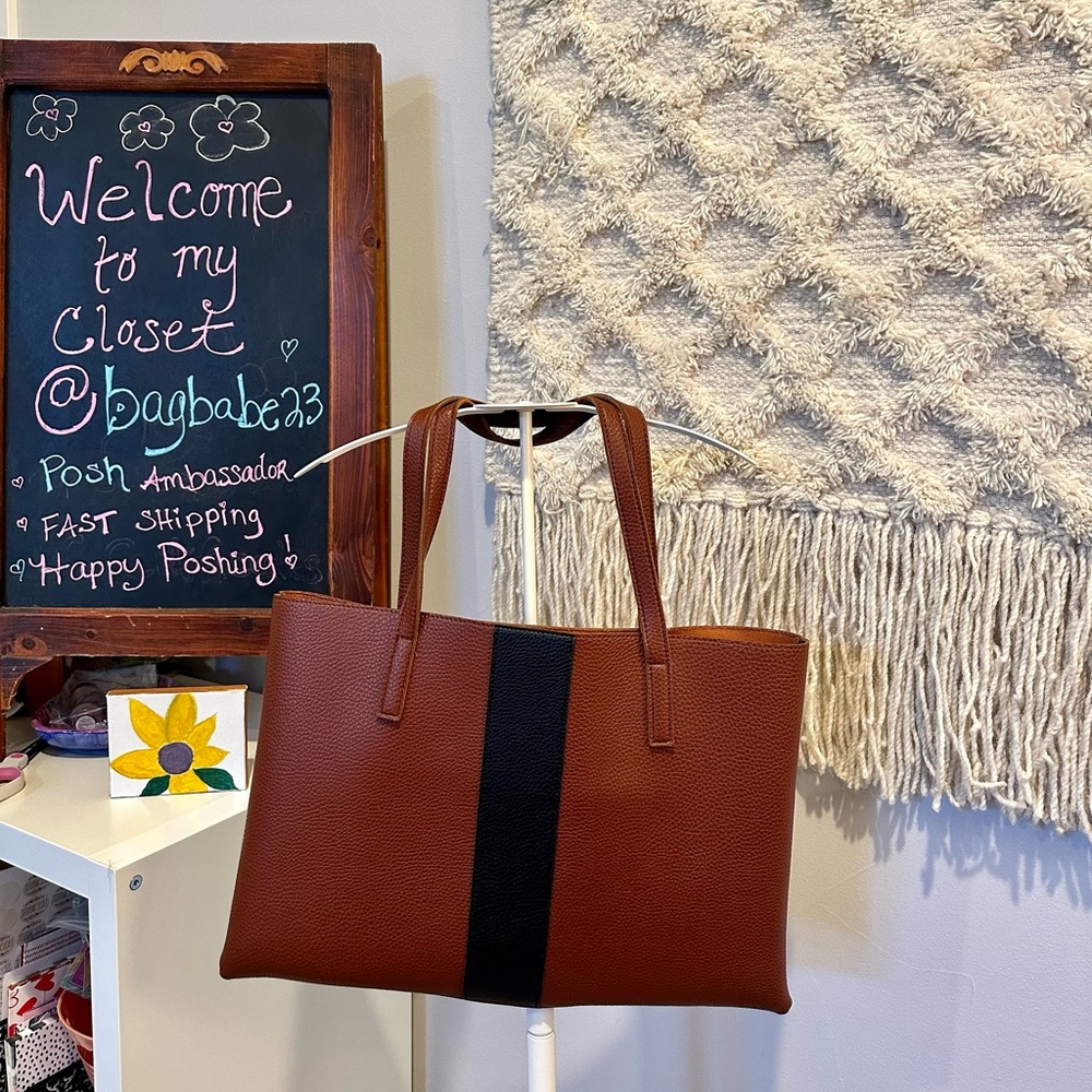 ♥️Vince Camuto Brown Tote